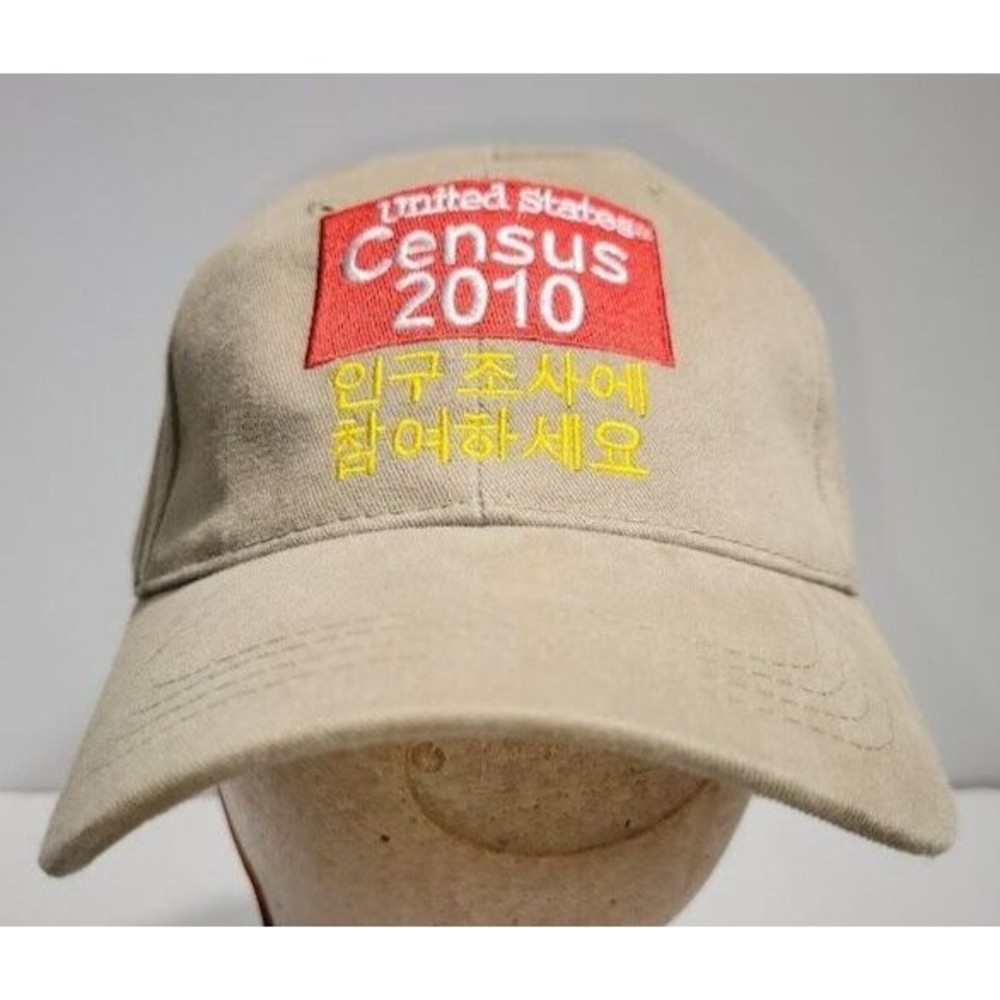 United States Census 2010 baseball cap also features Korean(?) language on front